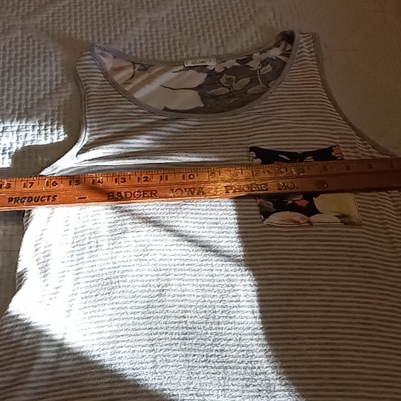 Luna sleeveless top - Picture 7 of 8